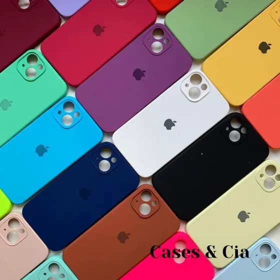 Capinha Capa Para iPhone 14 Câmera Fechada Silicone Aveludada