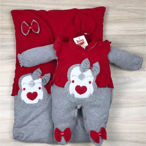Saída Maternidade Menina Pinguim com Saco De Dormir