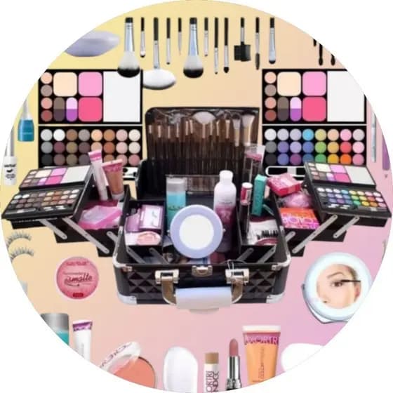 kit de maquiagem e ESKIN Care com 5 itens básicos ,ótimo custo benefício.