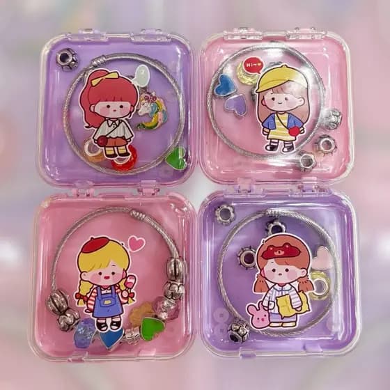 Pulseira Prata Infantil Com Pedras Pratas e Contas Coloridas