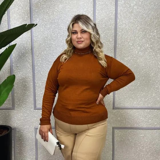 Blusa de Frio Feminina Tricô Gola Alta Plus Size Suéter Cacharrel Elastano Lisa