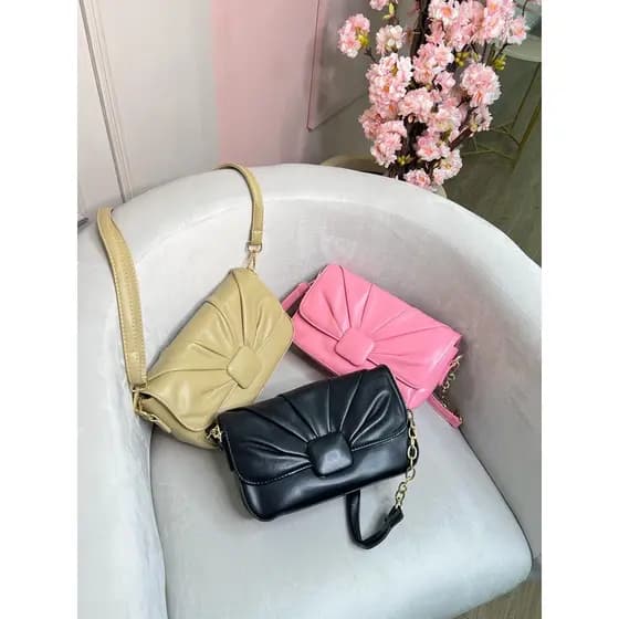 Bolsa Baguete Delicada com Duas Alças