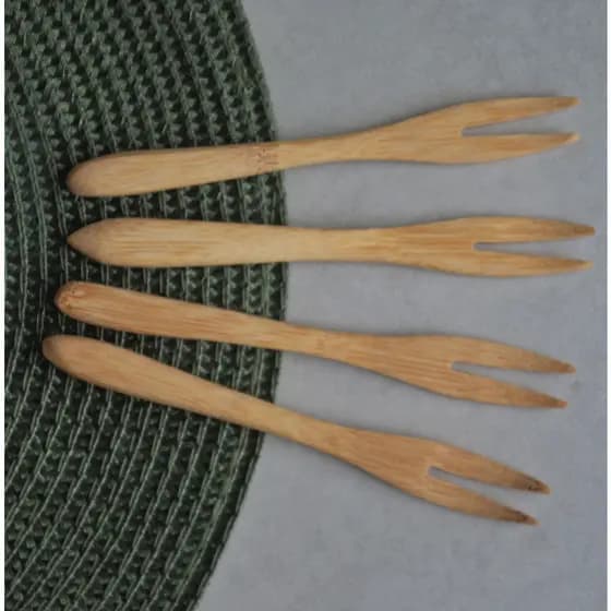 Kit Garfos de Frutas Petiscos Bolo Em Bambu 4 Peças Yoi
