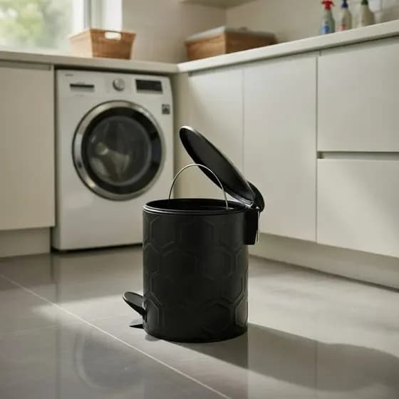 Lixeira C/ Pedal Cesto De Lixo Removível 5l Cozinha Banheiro Preto