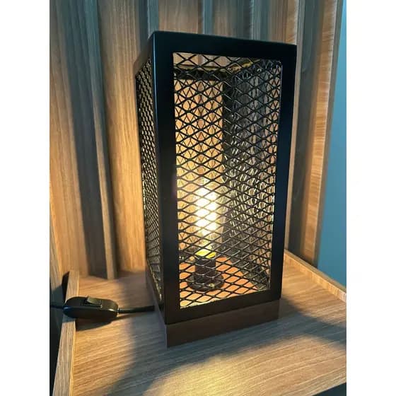 Luminária de Mesa Escritório Abajur Preto Com Madeirado 110v/220v--- 92