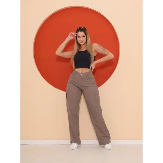Calça Feminina de Sarja Wide Leg Cargo