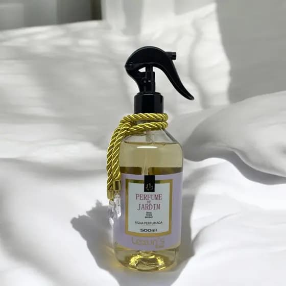 Água Perfumada para Tecidos, Roupas e Lençóis Perfume de Jardim 500ml - Lexun's