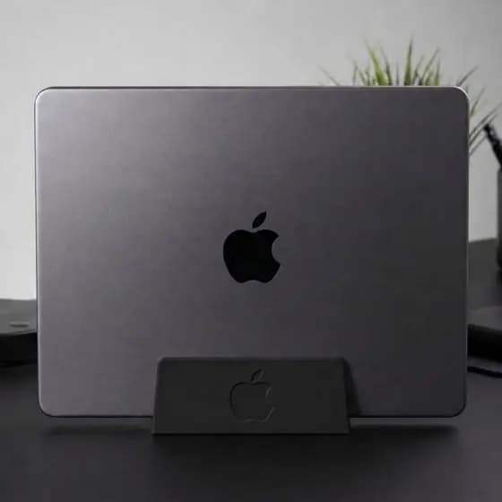 Suporte Vertical Para MacBook Pro 14" e 16" – Stand De Mesa Minimalista (Dock)