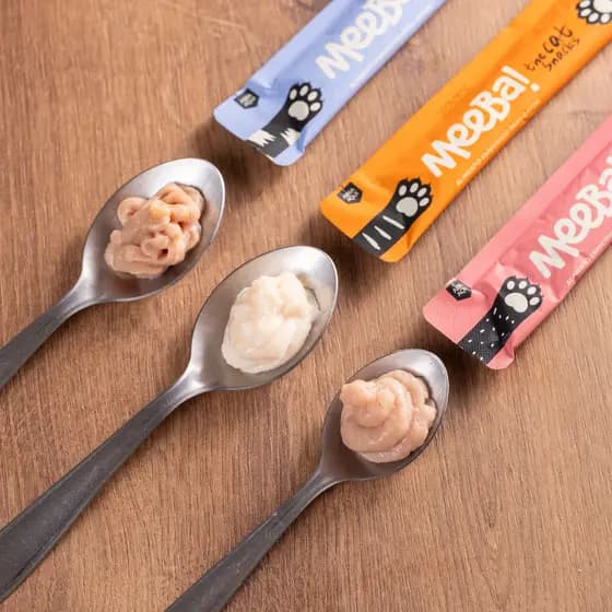Kit Meeba! Petisco Alimento Úmido Tipo Churu para Gatos Atum e Camarão Frango Atum e Salmão 168g