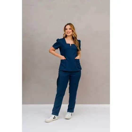 Conjunto Feminino Pijama Hospitalar/Cirúrgico - Modelo Helena