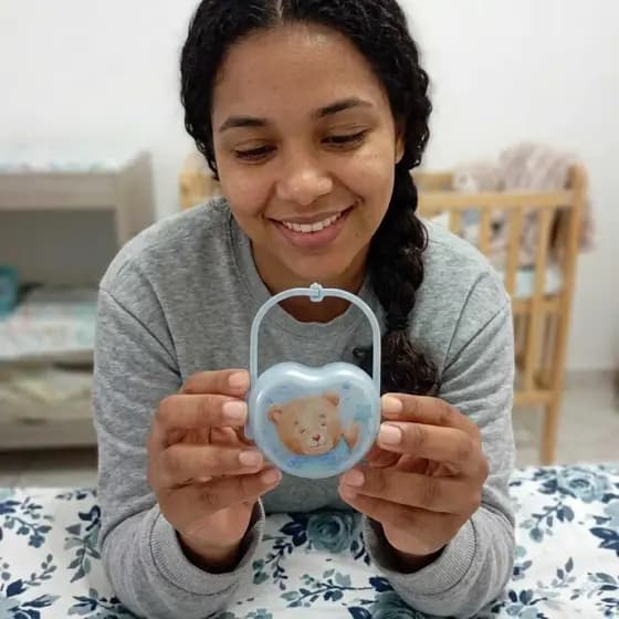 Porta-Chupeta Prático com Alça