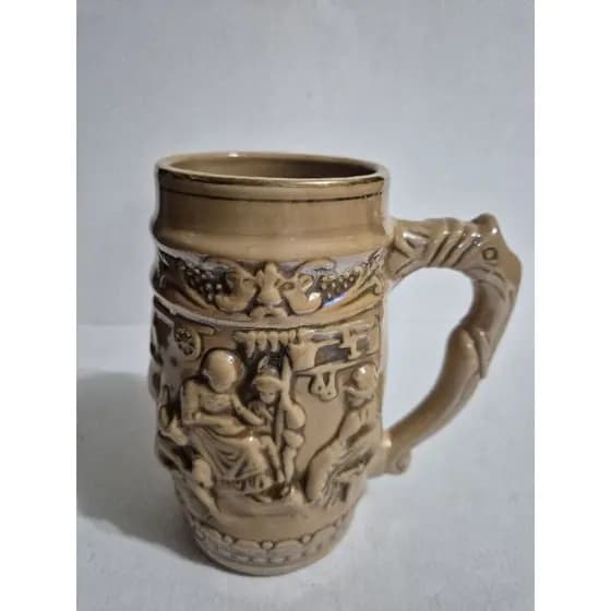 caneca de chopp porcelana antiga C3650