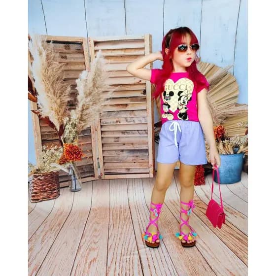 Conjunto Infantil Menina Verão de Algodão com Camiseta e Shorts Desenhos Coloridos Tam 2 4 e 6 Anos