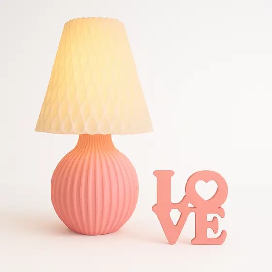 Luminária Redonda/Abajur Bivolt Decorativo para mesa e criado mudo + Palavra Love