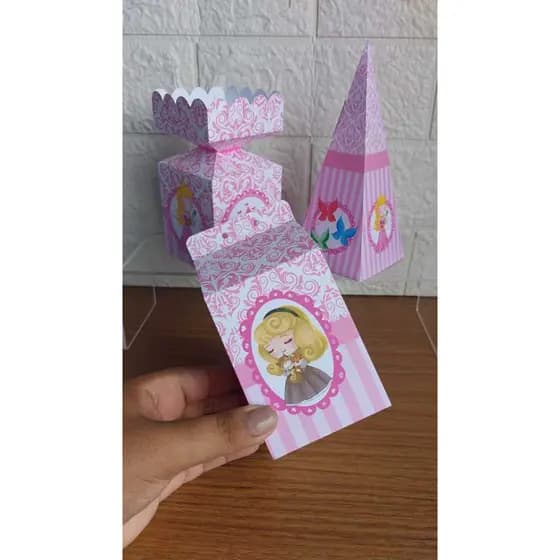 Kit Bela Adormecida Caixa Milk, Meia Bala e Cone Pirâmide Modelo Exclusivo Pegue e Monte Festa Fácil