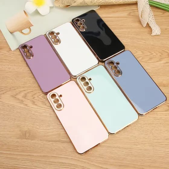 Capinha Luxo com Borda Dourada Samsung M12 M13 M14 M15 M23 M32 M33 M34 M35 M53 M54 M55