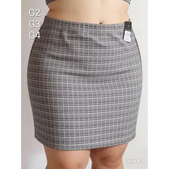 Saía xadrez plus size.