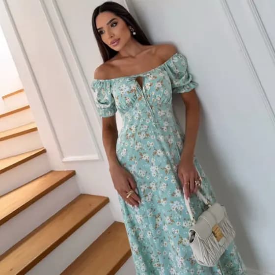 Vestido Floral Componesa De Manga Curta Vestido Midi Elastex Nas Costas Possui Bojo Tecido Duna Vestido Casual