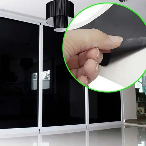 Adesivo Blackout Preto para Bloquear a Luz Solar em Portas e Janelas