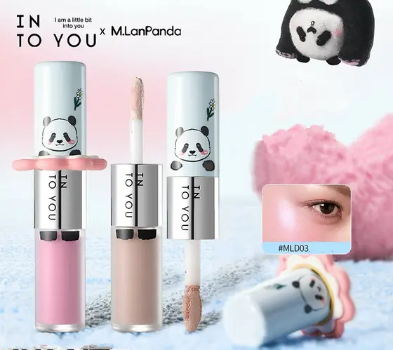 INTO YOU x M.Lan Panda Blush & Highlight Duo Stick, Bastão multifuncional de duas pontas, realça o brilho natural,