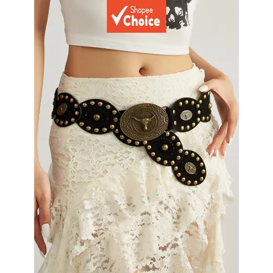 Um cinto preto feminino com tachas punk, cintos boho, estilo western, jeans, cowboy, Y2K, robusto e western feminino