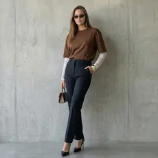 Blusa Feminina com Manga de Renda Estilosa Oversized