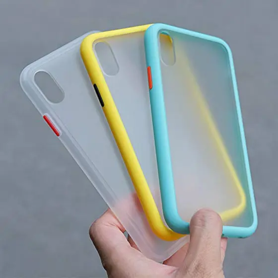 Capinha Fosca iPhone X / XS com Botões Removíveis – Silicone Anti Impacto