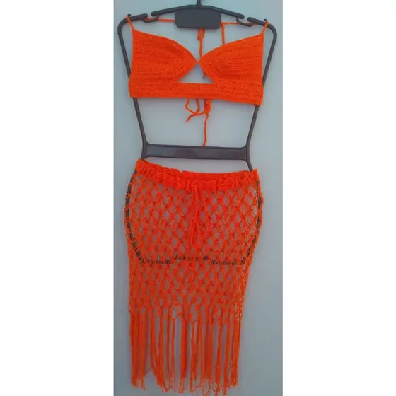 Kit cropped e saida de praia em croche