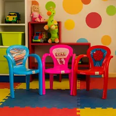 Cadeira Banco Plastica Brinquedo Infantil Colorida Escola UN TEMAS