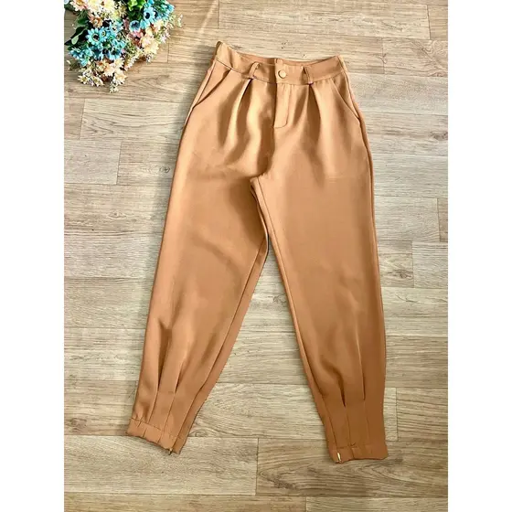 CALÇA feminina alfaiataria com ziper na perna