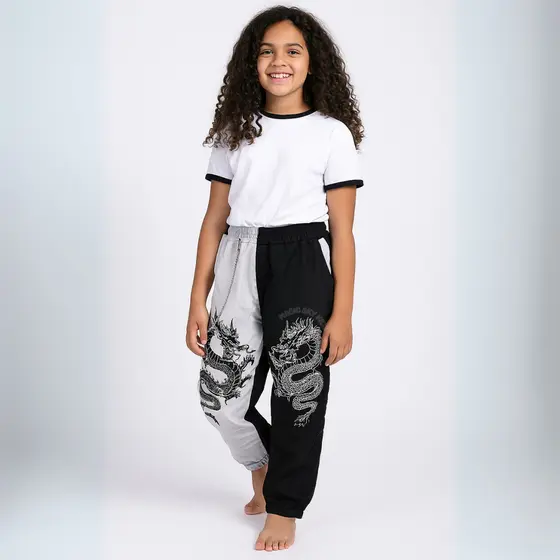 Calça Cargo Juvenil Infantil Dragão Preta e Branca com Correntinha e Bolso Menina