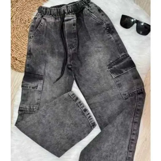 Calça cargo Infanto tecido com laycra na cintura /Cordão ajustável tamanho 04 ao 16 anos