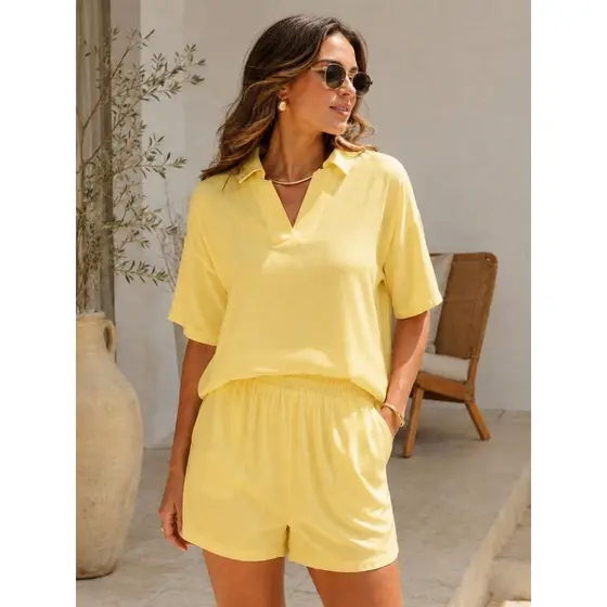 Conjunto Feminino com Blusa Gola Polo e Shorts Soltinhos, Casual, Leve e Confortável para o Verão