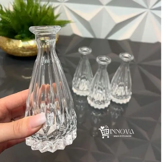 Kit 10 Vasos de Vidro Diamante Decorativo para Casamento Lembrancinha 100ml