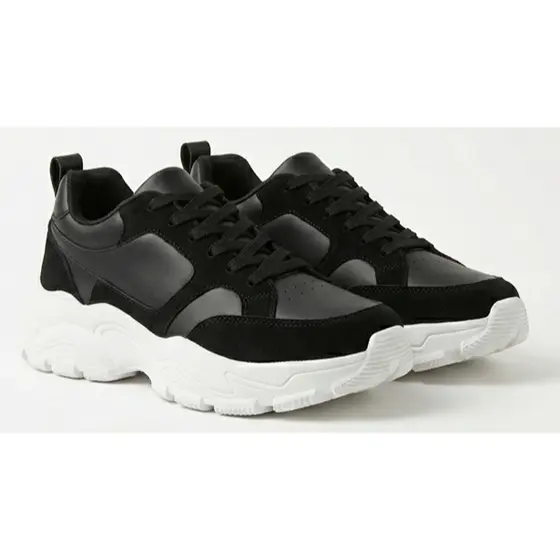 Tênis Casual Feminino Chunky Preto e Branco Solado Robusto Super Confortável