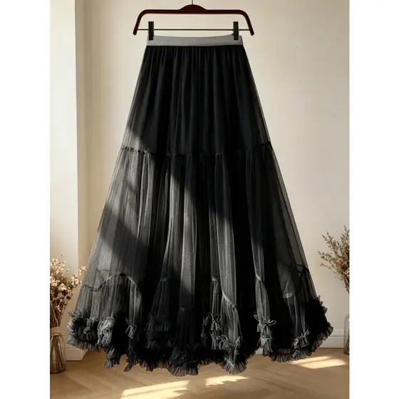 Saia princesa feminina confeccionada no tule com duplo tule e possui forro elegância para seu look