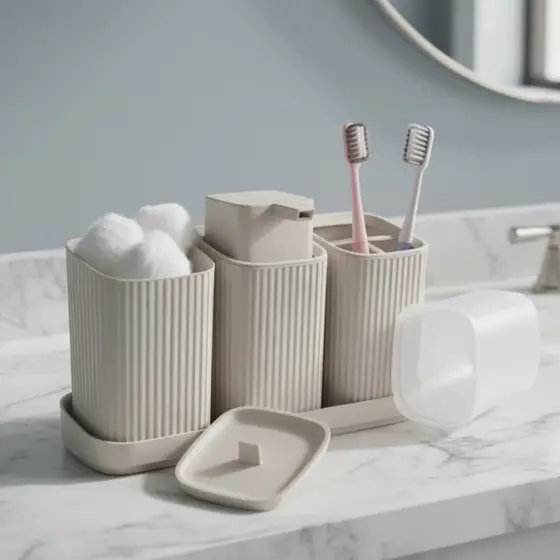 Kit 3 Acessórios Banheiro com Bandeja Dispenser Sabonete Líquido e Porta Escovas Algodão