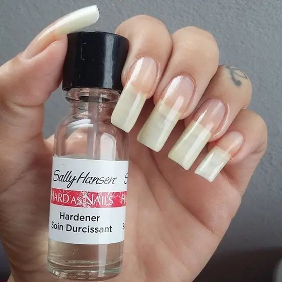 Fortalecedor de Unhas Sally Hansen Hard as Nails+ Brinde