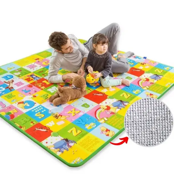 Tapete de Atividades Infantil Dobrável Térmico Impermeável para Bebê Praia Piquenique SUPER U