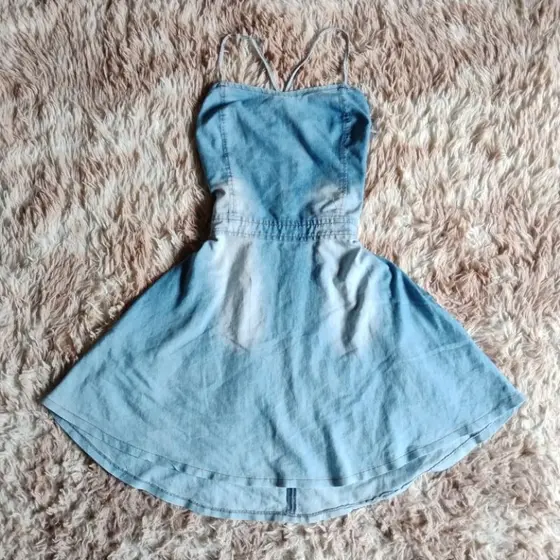 Vestido jeans curto | Não é novo