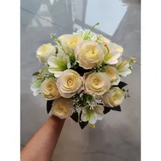 Buquê de casamento com lírios --4716