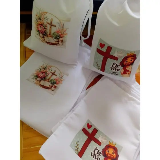 Sacolinha em tecido, presente, lembrancinha, personalizada, ministério infantil. Tamanho 15X20