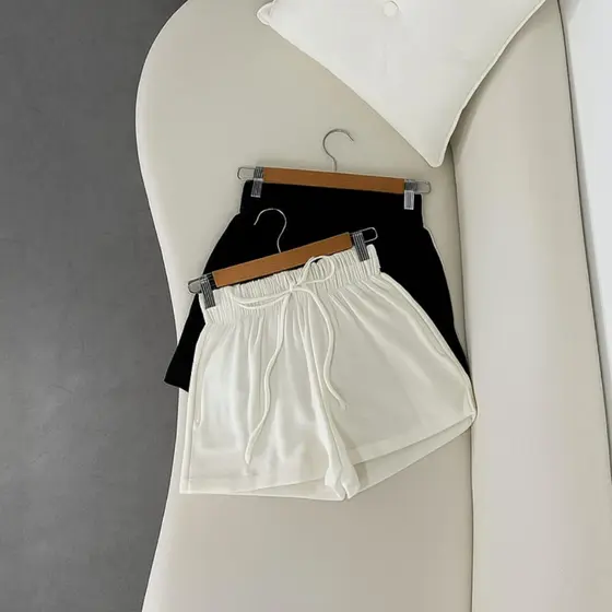 Kit 2 Shorts Femininos Moletinho Liso com Bolso Lateral Confortável