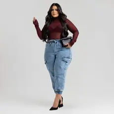 calça jeans elástica cargo modeladora feminina plus size cintura alta com lycra top