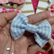 LAÇOS EM TECIDO PARA BEBÊ EM ALGODÃO  XADREZ KIT COM 5 NA FAIXINHA DE MEIA SLIM PRONTA ENTREGA