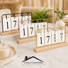 Calendário de Mesa Decorativo com Plaquinhas Frente e Verso Dourado/Preto/Rose Permanente Escritório