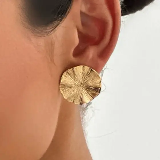 Brinco botão feminino banho ouro 18k |Brinco premium