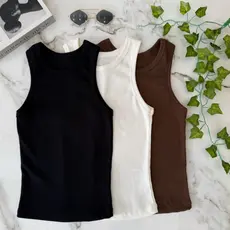 Kit 3 Regatas Femininas Blogueirinha Lisa Malha Algodão Ribana Cores Sortidas