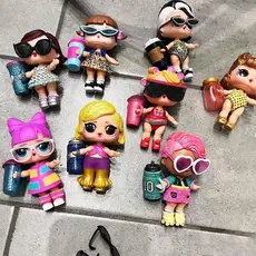 LOL 1pc Doll + 1roupas + 1Shoes + 1Baby Bottle + 1Glasses Kawaii Girl DIY Toys Um Presente De Natal E Aniversário Surpresa Para Amigos