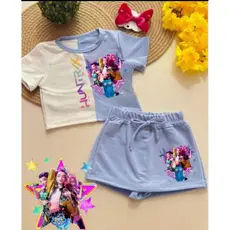 CONJUNTO INFANTIL TENDÊNCIA MENINA DEMON HUNTRIX GUERREIRAS DO KPOP BLUSA + SHORT SAIA.